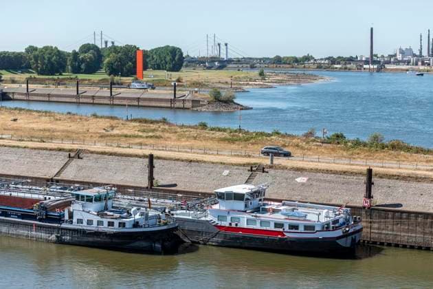Pegel Ruhrort: Laut Vorhersage 1,33 m - der bisherige historische Tiefststand liegt bei 1,53. 12.08.2026 Duisburg ** NUR FÜR REDAKTIONELLE ZWECKE ** EDITORIAL USE ONLY **<p>Pegel Ruhrort: Laut Vorhersage 1,33 m - der bisherige historische Tiefststand liegt bei 1,53. 12.08.2026 Duisburg Deutschland NRW Duisburg Copyright: DanielxAttia