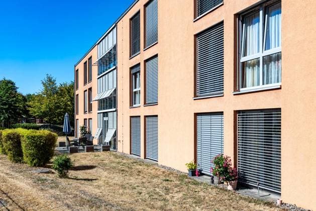 Laumann im Alfred-Delp-Haus ** NUR FÜR REDAKTIONELLE ZWECKE ** EDITORIAL USE ONLY **<p>Gesundheitsminister Laumann besucht am Mittwoch, den 12.08.2026 die Senioreneinrichtung Alfred-Delp-Haus in Dinslaken. Es geht um Klimatisierung. Das Beschattungskonzept. Deutschland NRW Dinslaken Copyright: ErwinxPottgiesser