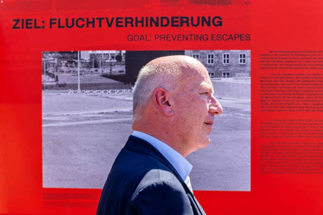Berlin,12.08.2026,Brandenburger Tor,Platz des 18.März,65 Jahre Mauerbau:Temporärer Erinnerungsort mit großformatiger Installation und Open-Air-Ausstellung von Kulturprojekte Berlin und Stiftung Berliner Mauer.reg.Bürgermeister von Berlin Kai Wegner