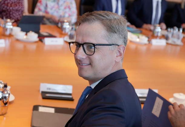 Dr. Carsten Linnemann, Bundesminister für Gesundheit, Deutschland, Berlin, Bundeskanzleramt, Das Bundeskabinett befasst sich in seiner 55. Sitzung am 12. August 2026 unter anderem mit dem Gesetzentwurf zur Einführung einer Frühstartrente.