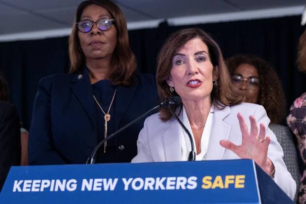 August 12, 2026, New York, New York, USA: Governor Kathy Hochul speaks during joint press briefing with Mayor Zohran Mamdani, Attorney General Letitia James and elected officials and activists standing up to Federal ICE overreach at Governor s office in New York, NY on August 12, 2026. New York USA - ZUMAr339 20260812_znp_r339_019 Copyright: xLevxRadinx