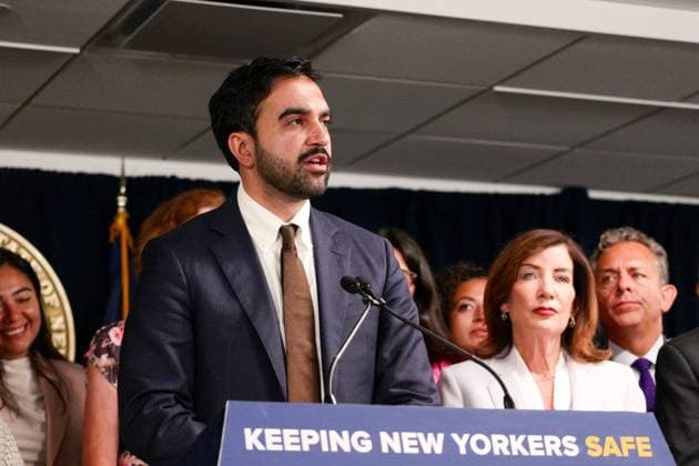 Ice Overreach Announcement New York, NY- August 12: Governor Kathy Hochul, Mayor Zohran Kwame Mamdani and Attorney General Letitia James make an announcement standing up to federal ICE overreach on August 12 2026 Credit: Camara Porter AdMedia EDITORIAL USE ONLY  Copyright: xx CamaraxPorterx xAdMediax admphotosthree009750