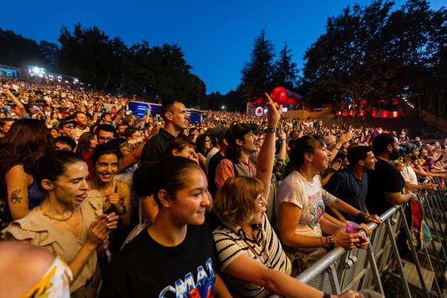 August 12, 2026, Paredes De Coura, Portugal: Fans seen during the concerto of the Irish singe r songwriter, Ciara Mary?Alice Thompson aka CMAT seen performing on the Vodafone Stage during Vodafone Paredes de Coura. Paredes De Coura Portugal - ZUMAs197 20260812_aaa_s197_281 Copyright: xDiogoxBaptistax