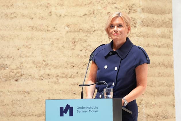 Gedenkveranstaltung 65. Jahrestag des Berliner Mauerbaus Bundestagspraesidentin Julia Kloeckner bei Ihrer Rede im Rahmen der Gedenkveranstaltung zum 65. Jahrestag des Berliner Mauerbaus, Berlin, 13.08.2026 Berlin Berlin Deutschland