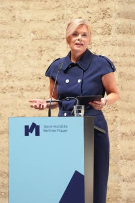 Gedenkveranstaltung 65. Jahrestag des Berliner Mauerbaus Bundestagspraesidentin Julia Kloeckner bei Ihrer Rede im Rahmen der Gedenkveranstaltung zum 65. Jahrestag des Berliner Mauerbaus, Berlin, 13.08.2026 Berlin Berlin Deutschland