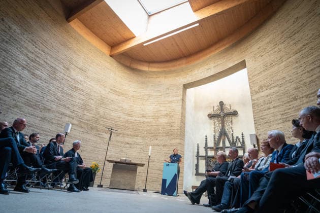 Julia Klöckner, Präsidentin Deutscher Bundestag, hält eine Gedenkrede, in Anwesenheit u.a. von Wolfram Weimer, Kai Wegner, Axel , Thomas Jeutner;65. Jahrestag Bau der Berliner Mauer Gedenkveranstaltung am 13. August 2026 Kapelle der Versöhnung Gedenkstätte Berliner Mauer, Berlin Berlin Deutschland Gedenkstätte Berliner Mauer, Ka