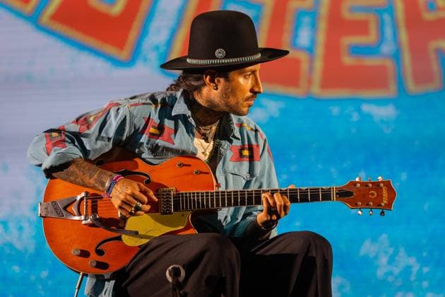 Hermanos Gutiérrez — Vodafone Paredes de Coura 2026 - 13 Aug 2026 Alejandro Gutiérrez, guitarist of the Swiss?Ecuadorian instrumental duo Hermanos Gutiérrez, performs on stage during the Vodafone Paredes de Coura. Paredes de Coura Portugal Copyright: xDiogoxBaptistax xSOPAxImagesx DB_HermanosGutierrez20260813PDC_003