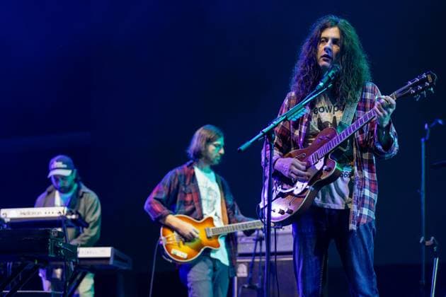 Kurt Vile & The Violators - Vodafone Paredes de Coura 2026 - 13 Aug 2026 Kurt Vile, singer and guitarist of the American indie rock band Kurt Vile & The Violators, performs on the main stage during the Vodafone Paredes de Coura. Paredes de Coura Portugal Copyright: xDiogoxBaptistax xSOPAxImagesx DB_KurtVile20260813PDC_008
