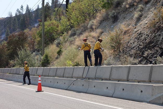 August 13, 2026, Penticton, Bc, CANADA: Crews work on spot fires in Summerland B.C., on Thursday, Aug. 13, 2026. Penticton CANADA  - ZUMAc35_ 20260813_zaf_c35_174 Copyright: xDeannaxDunhamx