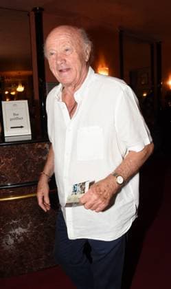 Hans Stadlbauer Schauspieler Muenchen 13.08.2029 Bayerischer Hof Komoedie Premiere Ein total verrückter Sommernachtstraum Foto Muenchen