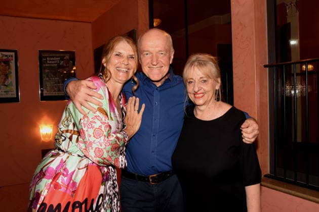 Corinna Binzer Schauspielerin Heinz- Josef Braun Schauspieler Johanna Bittenbinder Schauspielerin Muenchen 13.08.2029 Bayerischer Hof Komoedie Premiere Ein total verrückter Sommernachtstraum Foto Muenchen