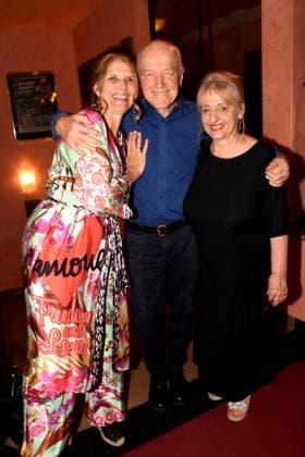 Corinna Binzer Schauspielerin Heinz- Josef Braun Schauspieler Johanna Bittenbinder Schauspielerin Muenchen 13.08.2029 Bayerischer Hof Komoedie Premiere Ein total verrückter Sommernachtstraum Foto Muenchen