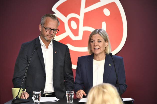STOCKHOLM, SWEDEN, August 14, 2026 — Mikael Damberg (S), the Social Democrats’ spokesperson on economic policy, and Magdalena Andersson (S), party leader, present an election pledge. STOCKHOLM, SWEDEN x12060x  Copyright: xLarsxSchröder TTx PRESSTRÄFF SOCIALDEMOKRATERNA VALLÖFTE cdqW-EHmuzk