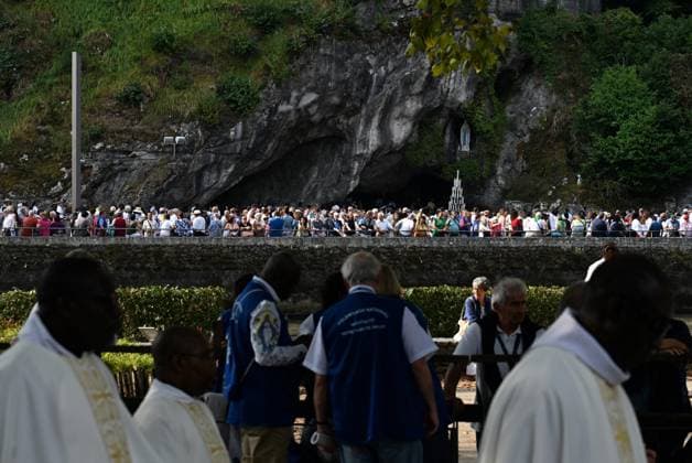 AUGUST 15, LOURDES, BASTIEN ARBERET, MAXPPP, 153rd National Assumption Pilgrimage, Mass on the Meadow for August 15, 2026, at the Sanctuary of Our Lady of Lourdes, Hautes-Pyrénées, Massabielle Grotto 153rd National Assumption Pilgrimage: Mass on the Meadow for August 15, 2026, at the Sanctuary of Our Lady of Lourdes, Hautes-Pyrénées LOURDES HAUTES-PYRÉNÉES FRANCE Copyright: xBASTIENxARBERET MAXPPP MAXPPPxBASTIENxARBERETx ARB_4457 ARBx4457