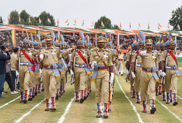80th Independence Day Celebrations in Jammu and Kashmir s Srinagar Srinagar, Aug 15 (ANI): Contingents take part in the parade during the 80th Independence Day celebrations at Bakshi Stadium, in Srinagar on Saturday. Srinagar Jammu and Kashmir India Copyright: xANIx ANI_20260815322