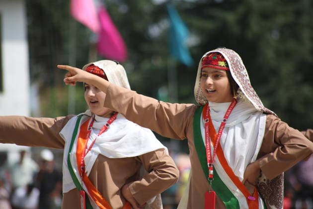 India: The 80th Independence Day Pulwama celebrated the 80th Independence Day with patriotic fervor and enthusiasm at DPL Pulwama. Deputy Commissioner of Pulwama, Dr. Basharat Qayoom, hoisted the National Tricolour during the celebration, marking the occasion with a strong spirit of patriotism and national pride. Pulwama Jammu & Kashmir India Copyright: NisarxUlxHaqxAllaie