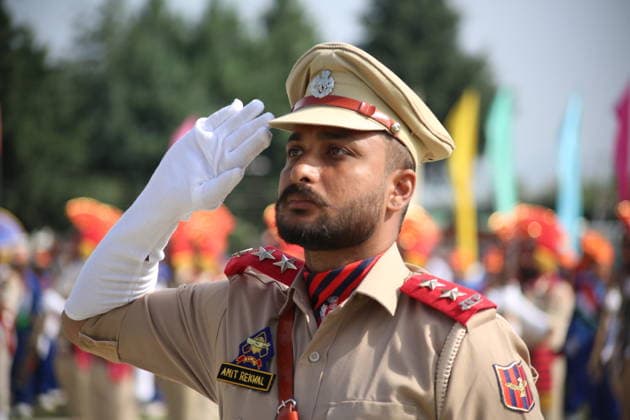 India: The 80th Independence Day Pulwama celebrated the 80th Independence Day with patriotic fervor and enthusiasm at DPL Pulwama. Deputy Commissioner of Pulwama, Dr. Basharat Qayoom, hoisted the National Tricolour during the celebration, marking the occasion with a strong spirit of patriotism and national pride. Pulwama Jammu & Kashmir India Copyright: NisarxUlxHaqxAllaie