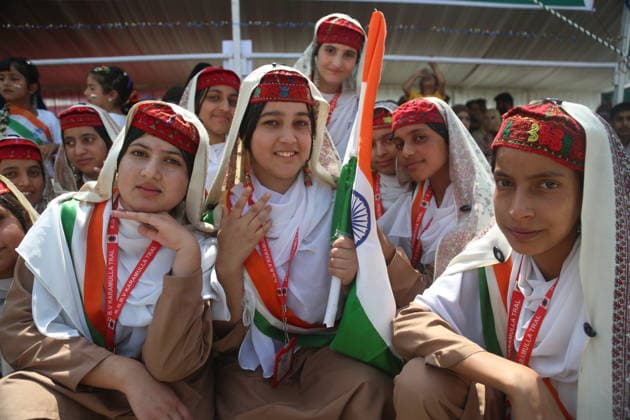 India: The 80th Independence Day Pulwama celebrated the 80th Independence Day with patriotic fervor and enthusiasm at DPL Pulwama. Deputy Commissioner of Pulwama, Dr. Basharat Qayoom, hoisted the National Tricolour during the celebration, marking the occasion with a strong spirit of patriotism and national pride. Pulwama Jammu & Kashmir India Copyright: NisarxUlxHaqxAllaie