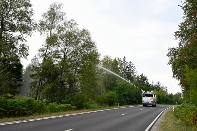 Fire in the Belgian High Fens JALHAY, BELGIUM - AUGUST 15 : An important fire has broken out in the Belgian High Fens on August 15, 2026 in Jalhay, Belgium, 15 08 2026 Jalhay Belgium  Copyright: xDhax
