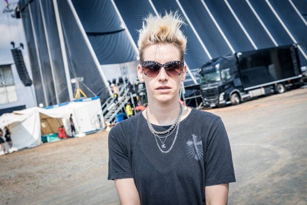 Die deutsche Rockmusikerin Deine Cousine (Ina Bredehorn) am dritten Festival Tag des Highfield 2026 Highfield 2026 - Tag 3 - Deine Cousine
