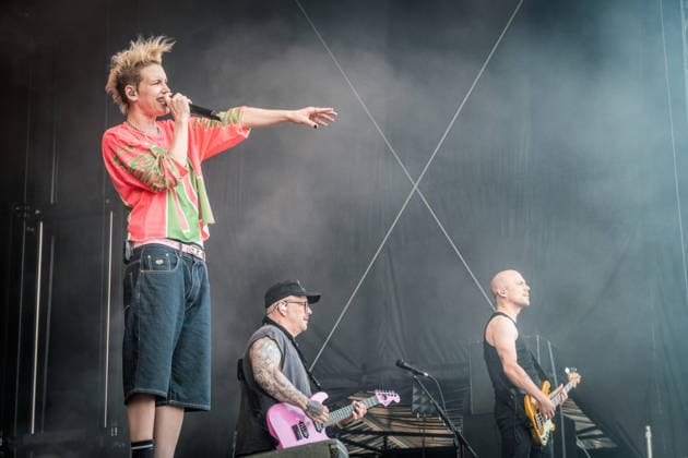 Die Deutsche Rockmusikerin Deine Cousine (Ina Bredehorn) am dritten Festival Tag des Highfield 2026 Highfield 2026 -Tag 3 - Deine Cousine