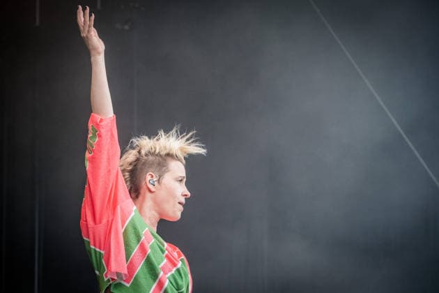 Die Deutsche Rockmusikerin Deine Cousine (Ina Bredehorn) am dritten Festival Tag des Highfield 2026 Highfield 2026 -Tag 3 - Deine Cousine