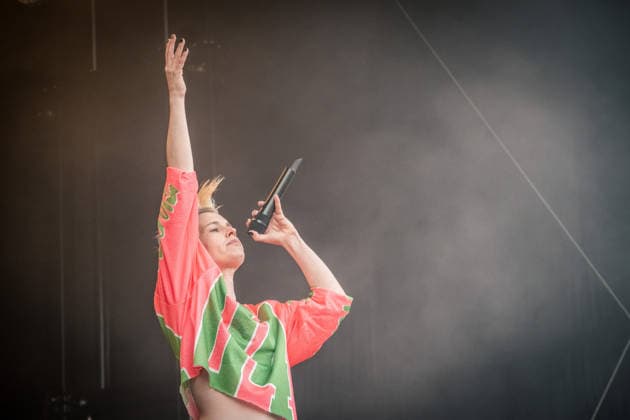 Die Deutsche Rockmusikerin Deine Cousine (Ina Bredehorn) am dritten Festival Tag des Highfield 2026 Highfield 2026 -Tag 3 - Deine Cousine