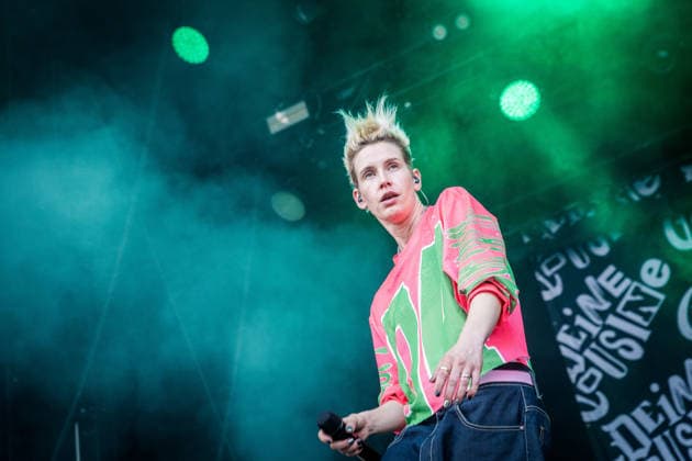 Die Deutsche Rockmusikerin Deine Cousine (Ina Bredehorn) am dritten Festival Tag des Highfield 2026 Highfield 2026 -Tag 3 - Deine Cousine