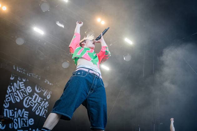 Die Deutsche Rockmusikerin Deine Cousine (Ina Bredehorn) am dritten Festival Tag des Highfield 2026 Highfield 2026 -Tag 3 - Deine Cousine