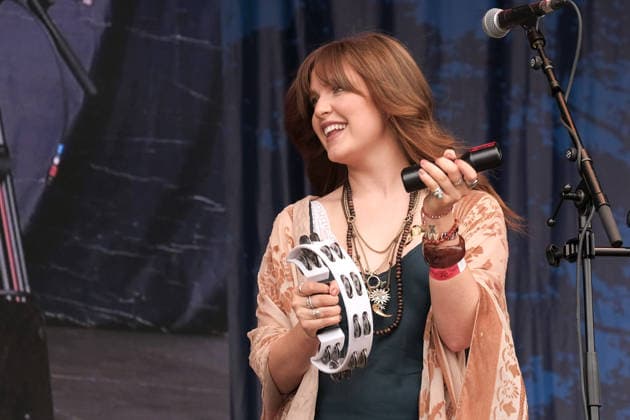 August 15, 2026, Williamscot, Oxfordshire, United Kingdom: Vocalist Grace Kelly with UK-based Soft Rock and Americana band Rob Jones and the Restless Dream performing live on stage at Fairport s Cropredy Convention. Williamscot United Kingdom - ZUMAs197 20260815_aaa_s197_624 Copyright: xDawnxFletcher-Parkx