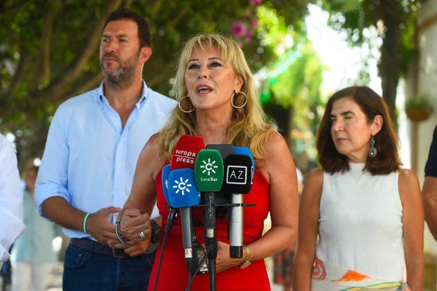 Carolina Espana Speaks to the Media During Her Visit to the Málaga Fair Carolina Espana, Third Vice President, Minister of Economy, Finance, and European Funds, and Spokesperson for the Government of the Regional Government of Andalusia, speaks to the media on August 17, 2026, in Málaga, Andalusia, Spain. The Third Vice President, Minister of Economy, Finance, and European Funds, and spokesperson for the Government of the Regional Government of Andalusia, Carolina Espana, speaks with the media during her visit to the Málaga Fair. The press conference is part of the minister’s official schedule during the Málaga festivities. AUGUST 17, 2026, Málaga, Andalusia, Málaga, Andalusia, Spain Copyright: xÃlexxZeax 7718649