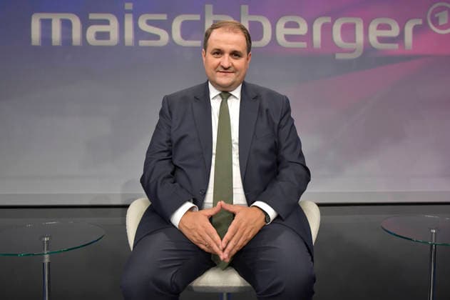 Nathanael Liminski in der ARD-Talkshow maischberger im Studio Berlin Adlershof. Berlin, 18.08.2026