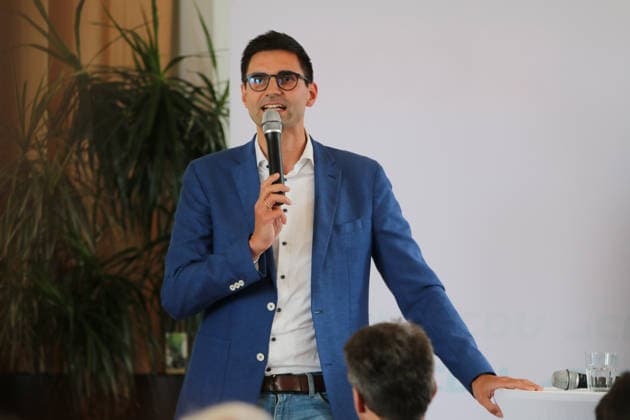 Sachsen-Anhalt, Sepp Müller will neuer CDU-Landeschef werden - Archivbilder 26.08.2026 Politik CDU Bürgerdialog mit Dr. Johann Wadephul, Sepp Müller und Dr. Anja Schneider Kornhaus Dessau Sepp Müller (CDU, MdB) eröffnet Bürgerdialog. Dessau-Roßlau Sachsen-Anhalt Deutschland