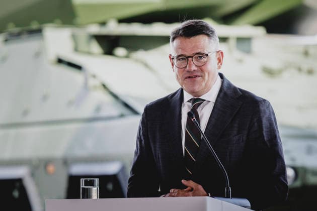 Boris Rhein, Ministerpraesident von Hessen, aufgenommen im Rahmen einer Pressekonferenz zum geplanten Defence-Hub Nordhessen von RheinMetall am Flughafen Kassel-Calden in Kassel, 27.08.2026. Kassel Deutschland Copyright: xFlorianxGaertnerx