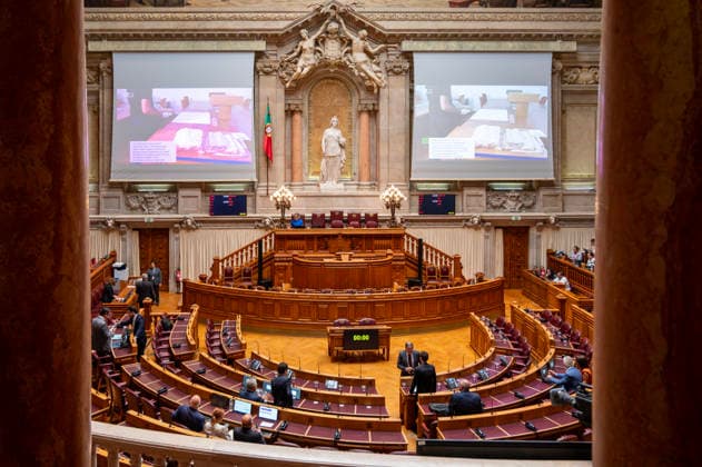 September 8, 2026, Lisbon, Lisbon, Portugal: General view of the debate on the motion of censure against the government at the Assembly of the Republic in Lisbon Lisbon Portugal - ZUMAr238 20260908_zip_r238_003 Copyright: xRicardoxRochax