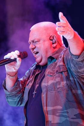 10.09.2026. Wuppertal. Udo Dirkschneider mit Band beim ausverkauften Auftritt in der historischen Stadthalle. Wuppertal Historische Stadthalle Nordrhein-Westfalen Deutschland