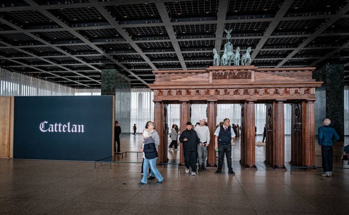 Berlin Tiergarten; Kulturforum Neue Nationalgalerie; Ausstellung Maurizio Cattelan. NIGHT Preis der Nationalgalerie 2026 - 11.09.2026 *nur für redaktionelle Berichterstattung Kulturforum