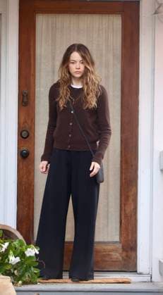 Emma Stone is seen on the set of The Catch Emma Stone is seen on the set of The Catch . 11 Sep 2026 Pictured: Emma Stone is seen on the set of The Catch .  Copyright: xThexMegaxAgencyxSteveSands NewYorkNewswire MEGAx