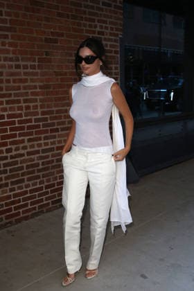September 11, 2026: Emily Ratajkowski arrives at the Clavin Klein Spring 2027 show as part of New York Fashion Week. The show took place at Terminal Warehouse. - ZUMAh16_ 20260911_zaf_h16_041 Copyright: xDanxHerrickx
