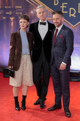 Liv Lisa Fries, Max Raabe und Volker Bruch bei der Premiere der 5. und finalen Staffel der TV-Serie Babylon Berlin im Naturstrom Openair Kino. Köln, 11.09.2026
