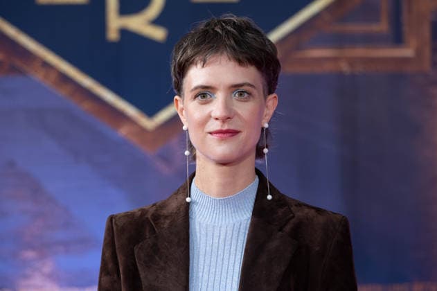Liv Lisa FRIES, Schauspielerin, Roter Teppich, Red Carpet Show, Ankunft, arrival, Premiere der finalen Staffel von Babylon Berlin am 11.09.2026 im Naturstrom Open Air -Kino im Rheinau-Hafen in Koeln,