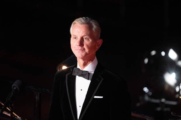 Max RAABE, Saenger, Roter Teppich, Red Carpet Show, Ankunft, arrival, Premiere der finalen Staffel von Babylon Berlin am 11.09.2026 im Naturstrom Open Air -Kino im Rheinau-Hafen in Koeln,