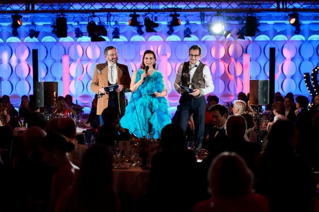 Deutscher Schauspielpreis 2026 Hans Werner Meyer, Nadine Heidenreich, Christian Senger Singen Showeinlage Bühne Show 15 Jahre Deutscher Schauspielpreis und 20 Jahre BFFS, Pullman Berlin Schweizerhof, Datum: 11.09.2026 Copyright: xEventpressx
