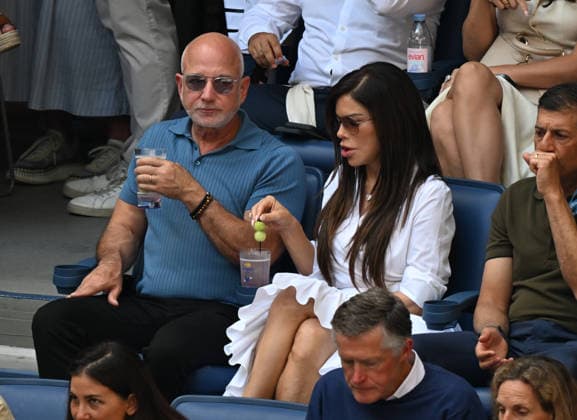 FLUSHING NY- SEPTEMBER 13: Jeff Bezos and Lauren Sanchez Bezos are seen watching Alexander Zverev Vs Ben Shelton at the finals in Arthur Ashe Stadium during The 2026 US Open at the USTA Billie Jean King National Tennis Center on September 13, 2026 in Flushing Queens. Copyright: xmpi04x