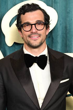 LOS ANGELES, CALIFORNIA - SEPTEMBER 14: Paul Anthony Kelly at the The Walt Disney Company s Emmy Awards Celebration at Vibiana on September 14, 2026. Copyright: xAdMediax xMediaPunchx