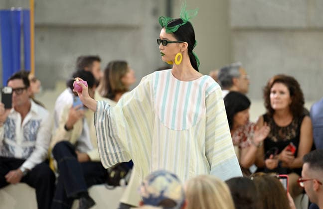 Madrid Fashion Week MADRID, SPAIN - SEPTEMBER 15: A model presents a creation by Spanish designer Agatha Ruiz de la Prada for the Spring Summer 2027 collection during Mercedes-Benz Fashion Week Madrid at the Crystal Gallery of Cibeles Palace in Madrid, Spain, on September 15, 2026. Burak Akbulut Anadolu Madrid Spain. Editorial use only. Please get in touch for any other usage.  Copyright: x2026xAnadoluxBurakxAkbulutx