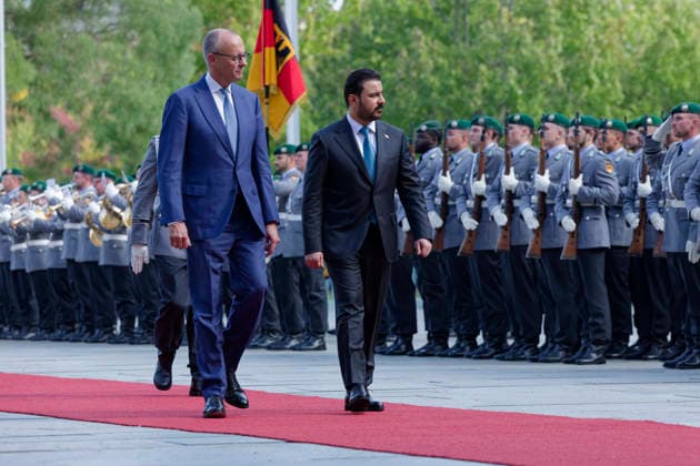 Militärische Ehren für Iraks Ministerpräsident Al-Zaidi 2026-09-15 Deutschland, Berlin Bundeskanzler Friedrich Merz (CDU) empfängt den Ministerpräsidenten des Irak, Ali Faleh Al-Zaidi, mit lilitärischen Ehren im Kanzleramt.