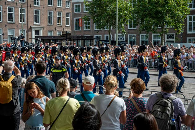 September 15, 2026, Den Haag - The Hague, Zuid Holland - South Holland, The Netherlands Holland: September 15, 2026, Den Haag, the Netherlands. Military honour guards and bands march in the Prinsjesdag procession as crowds line the route. Prinsjesdag is the ceremonial opening of the Dutch parliamentary year, during which the government s policies and budget are presented. Den Haag - The Hague The Netherlands Holland - ZUMAp202 20260915_zip_p202_007 Copyright: xJamesxPetermeierx