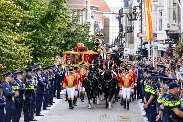 Den Haag, The Netherlands, 2026-09-15 14:10:08 THE HAGUE, 15-09-2026, Noordeinde Palace Arrival of the Glass Coach with King Willem Alexander and Queen Maxima with Princess Amalia at Noordeinde Palace PHOTO: NL Beeld Patrick van Emst Credit: NL Beeld Patrick van Emst  Copyright: xx x