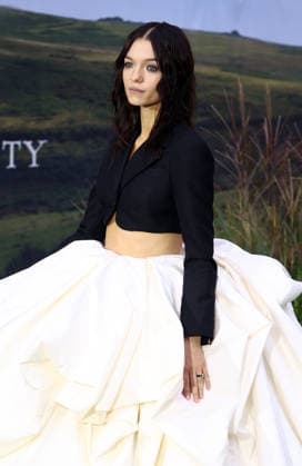 Sense & Sensibility World Premiere at Odeon Luxe Leicester Square in London - 15 Sep 2026 Esmé Creed-Miles attends the Sense & Sensibility World Premiere at Odeon Luxe Leicester Square . London. United Kingdom Copyright: xFredxDuvalx xSOPAxImagesx FD_Sense_Sensibility_17